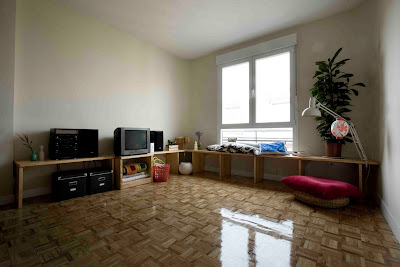 Hazte un mueble. O dos: Un mueble banco guarda cosas y también para