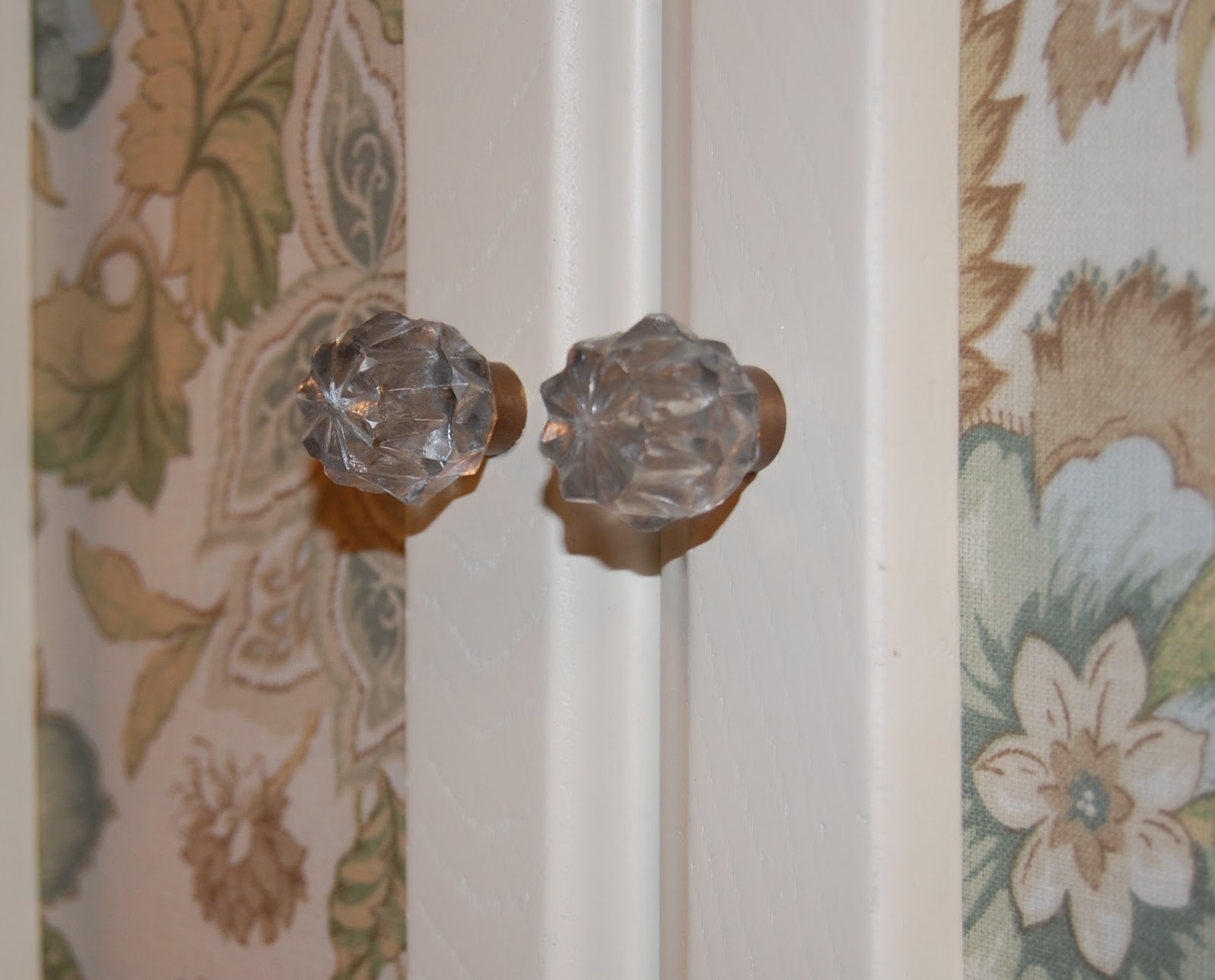 Sweet Ava Kate Antique Medicine