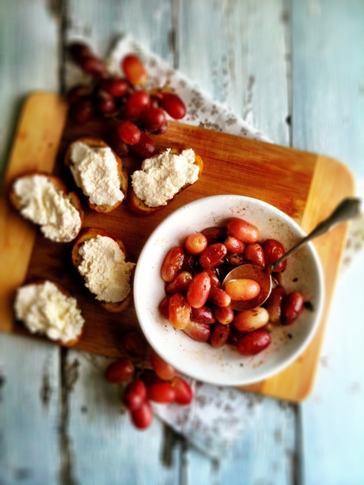 sweetsugarbean A Good Year Roasted Grape & Ricotta Crostini