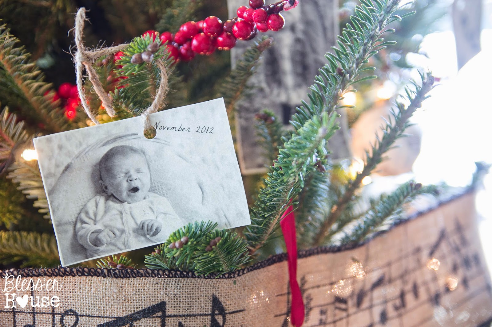 photo ornaments cheap blesser house cheap christmas ornaments hang old photos for family album ornaments on the cheap the family album tree photo ornaments cheap blesser house cheap christmas ornaments hang old photos for family album ornaments on the cheap the family album tree