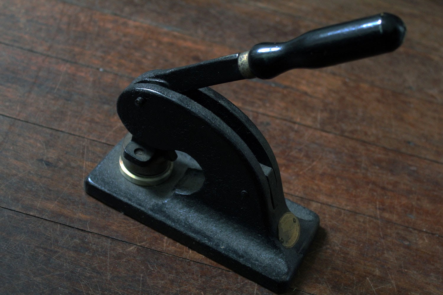 The Makers' Journal Embossing Seal Press