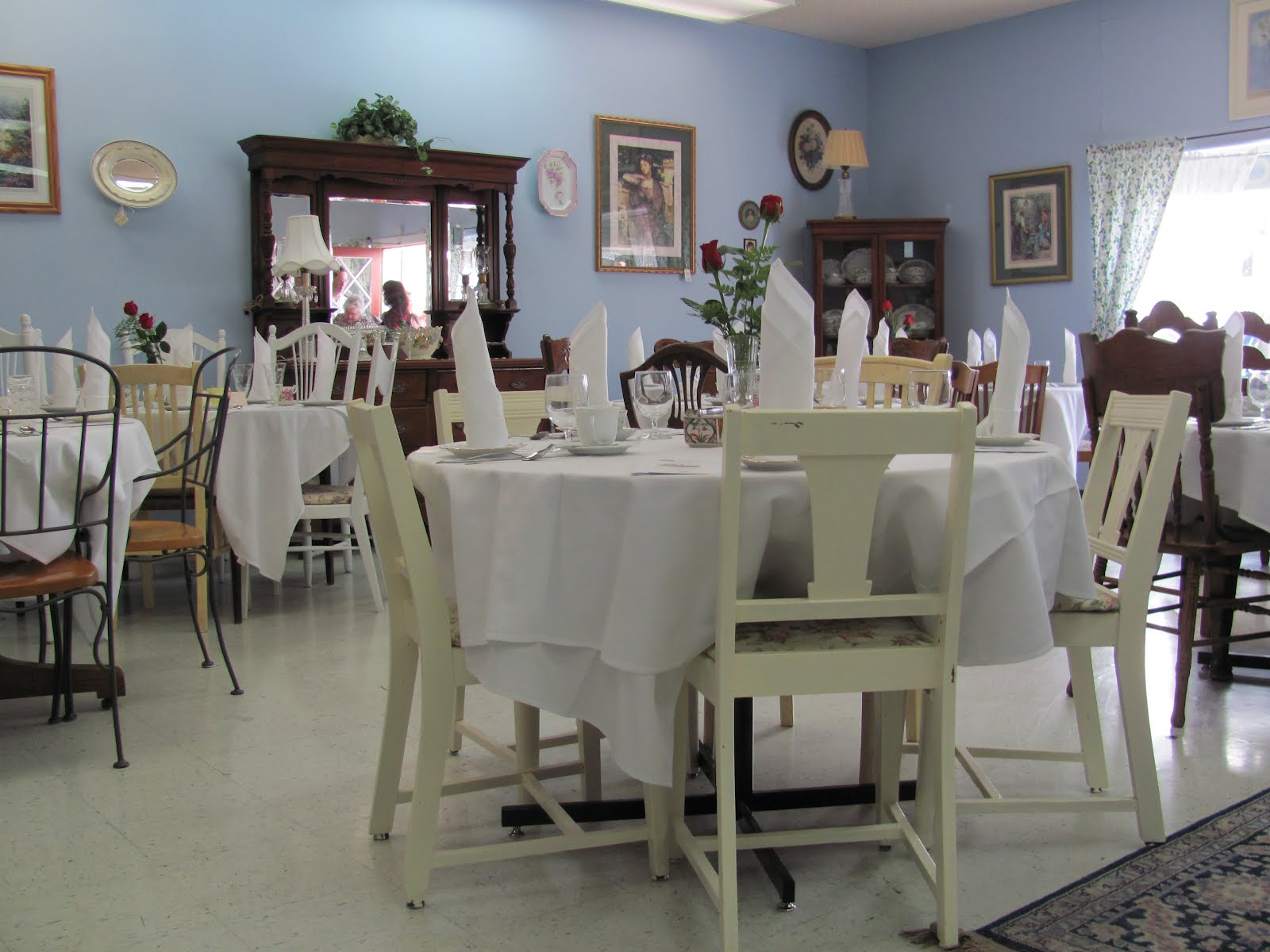 Where in the World is Rose Red? RMS Titanic Afternoon Tea, Meadowlark Tearoom, Vancouver