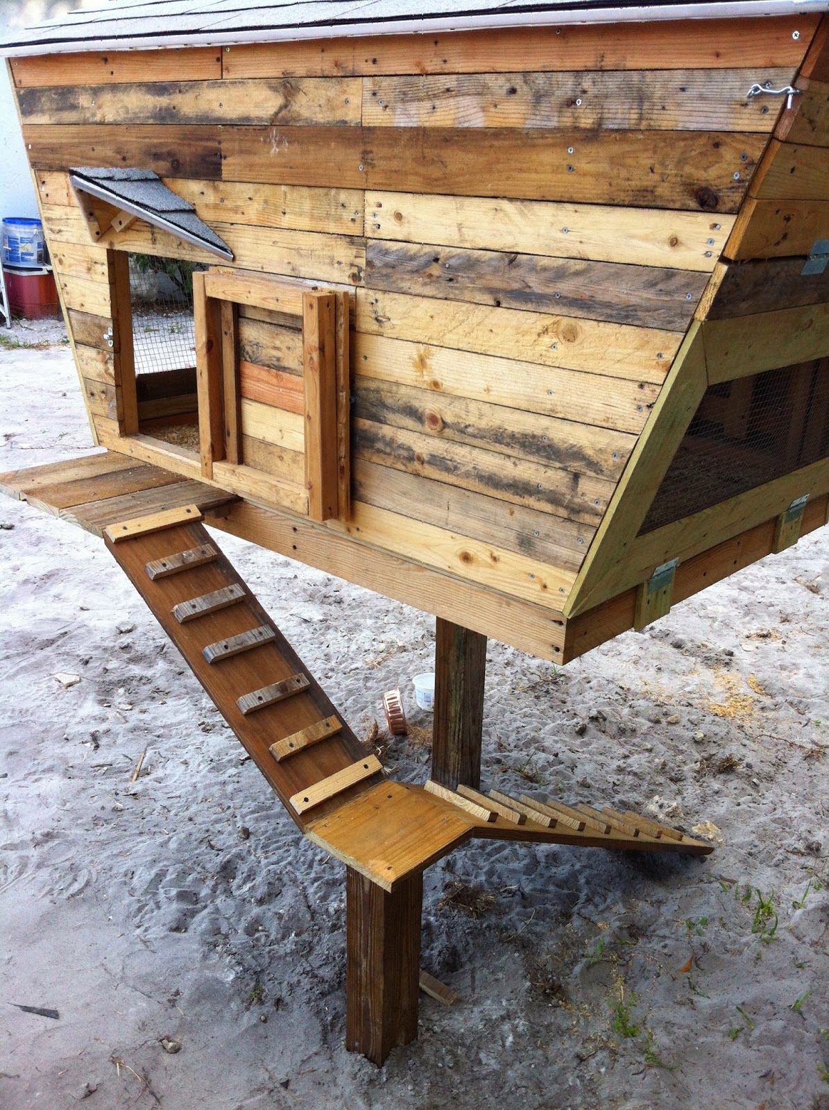 Very South Detroit The Chicken Coop..