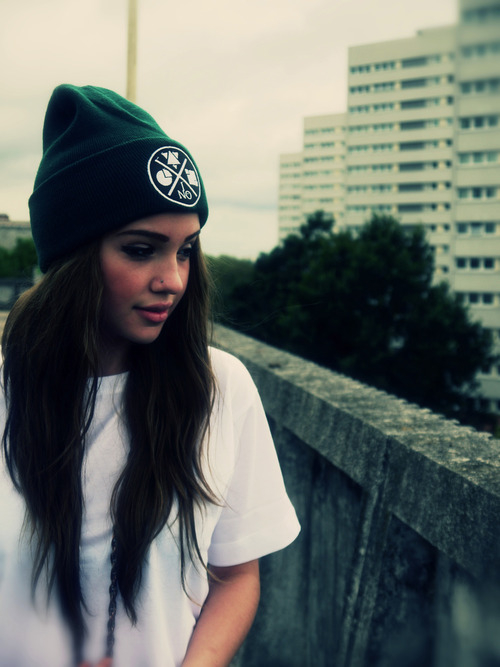 CHICAS MORENAS OJOS chicas morenas ojos: