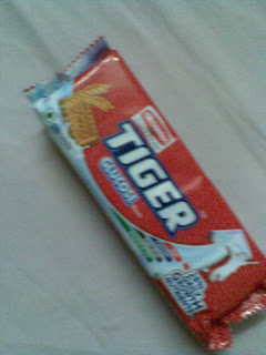 glucose biscuit , tiger biscuit , britannia tiger , britannia tiger biscuit