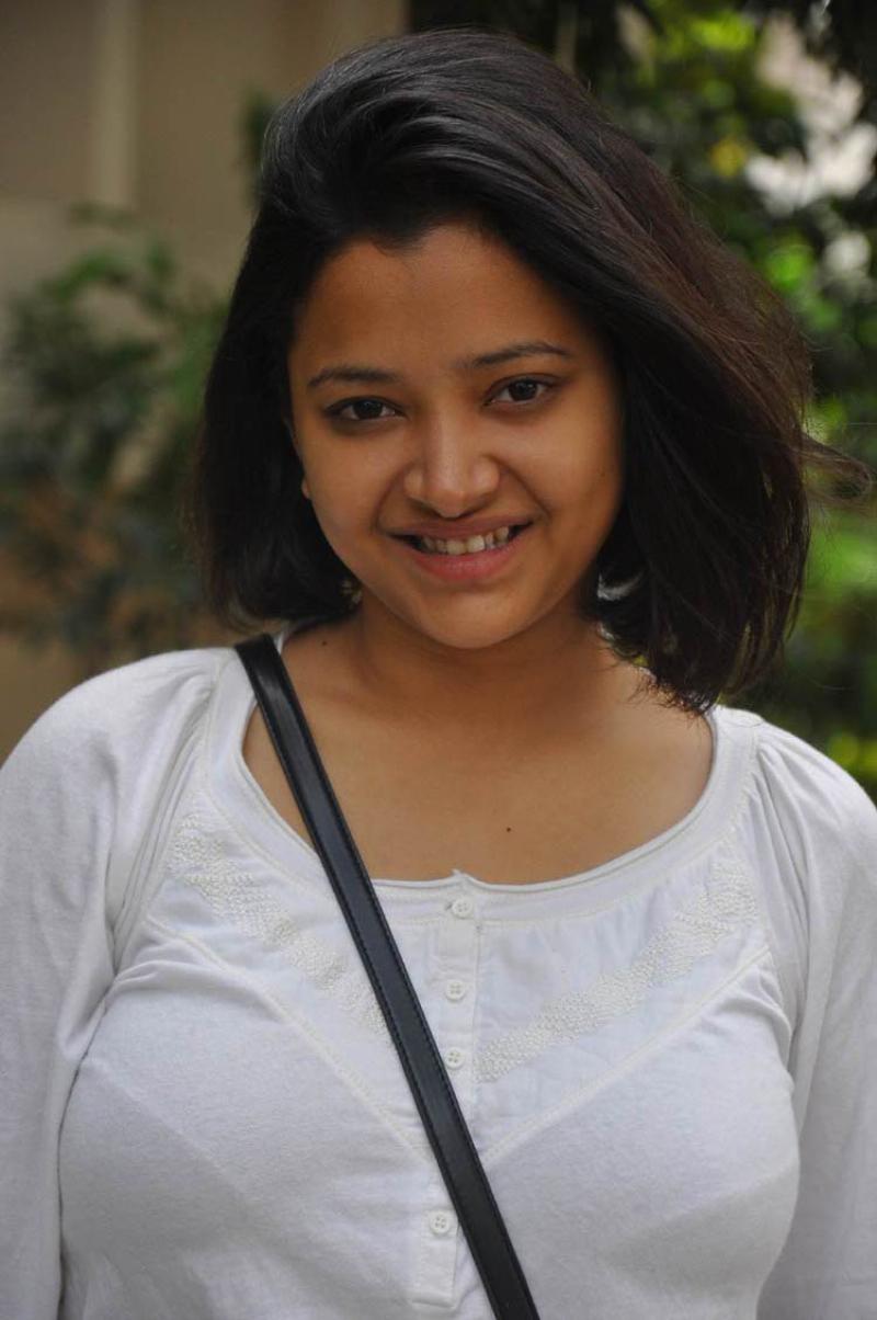 Swetha Basu Prasad : Swetha Basu Prasad Without Makeup Pics