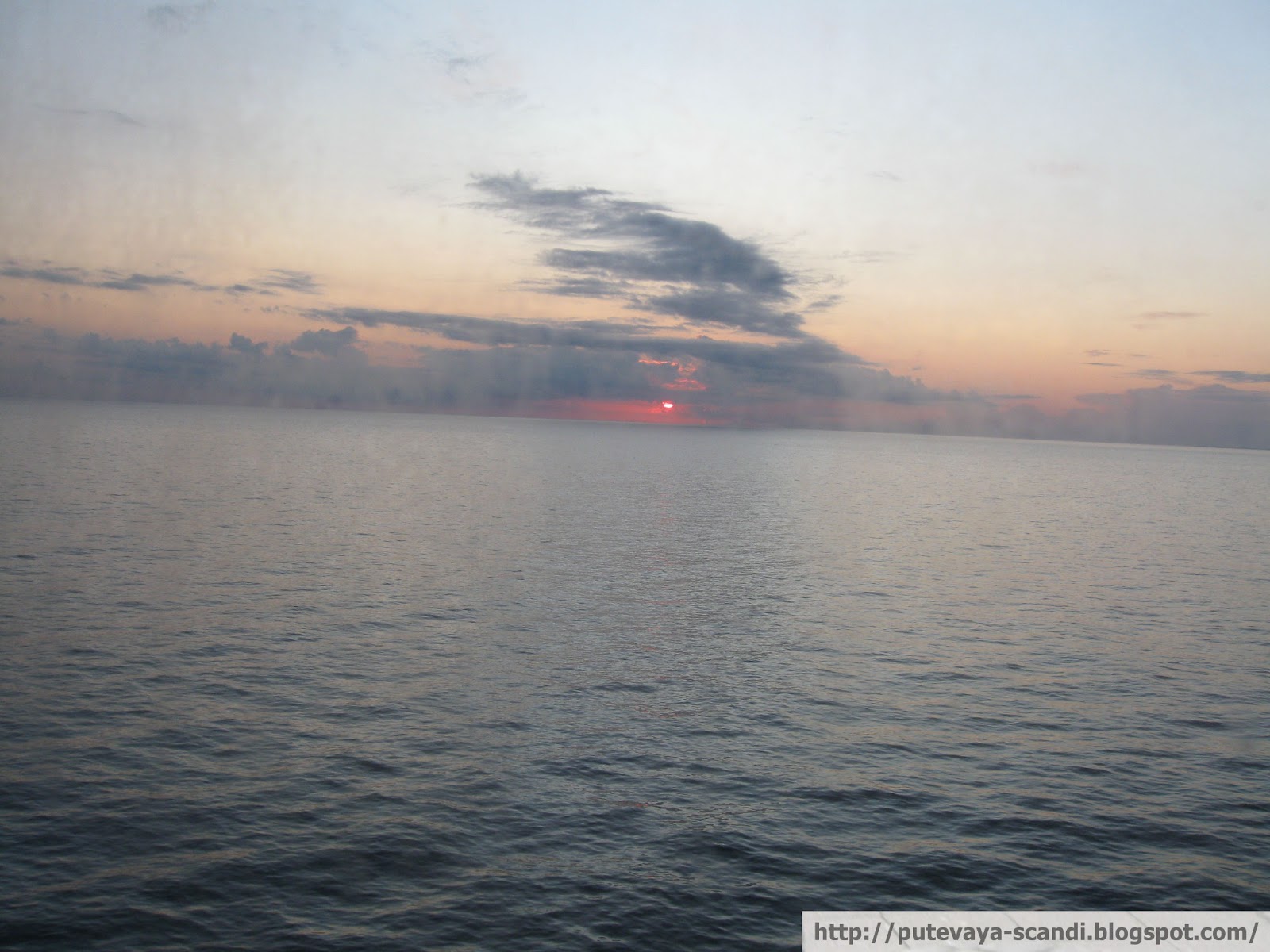 а здесь - белая ночь