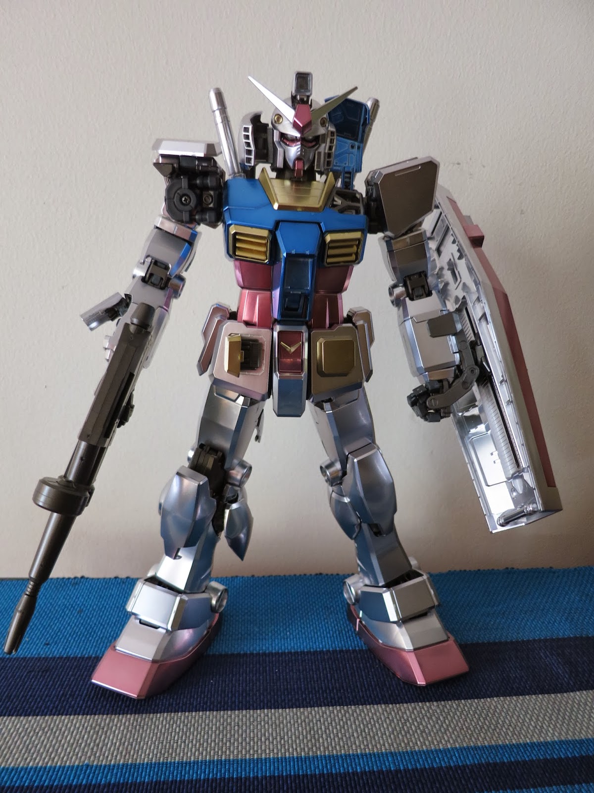 S S G U N P L A Gunpla Review Pg Rx 78 Gundam 30th Anniversary Extra Finish Ver Snap Build