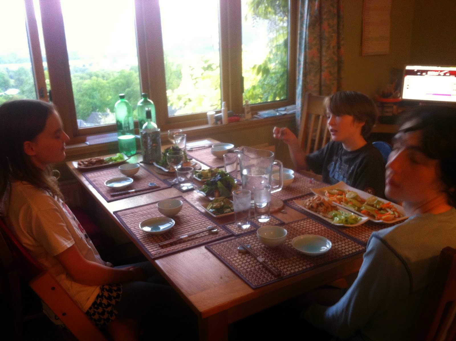 Japan April 2014 Postscript Japanese Crockery