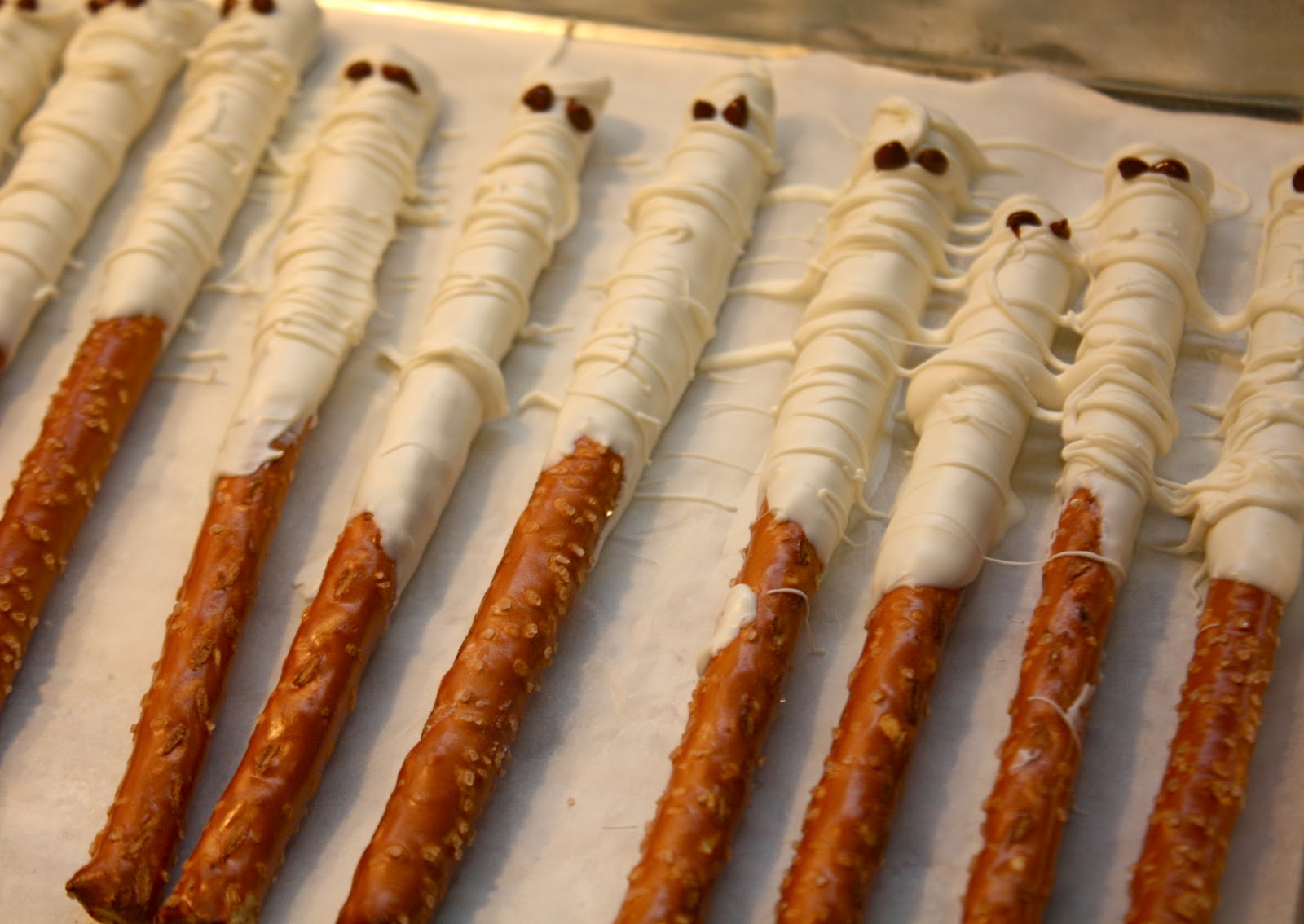 At Second Street HAPPY HALLOWEEN