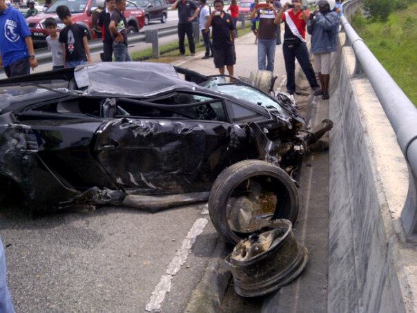 Malaysia VIP Lamborghini Gallardo Accident