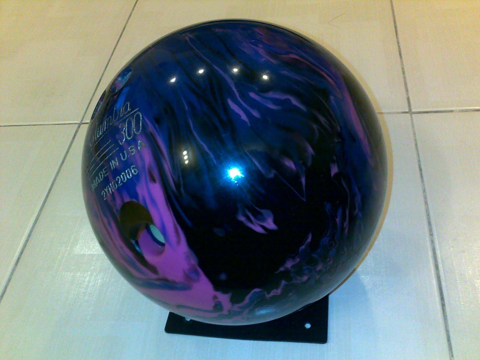 KEDAI BOWLING ONLINE Bowling Ball Columbia300 White Dot 10 lbs++