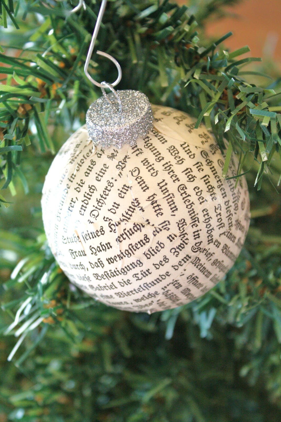 German Book Ball Ornaments – A Diamond in the Stuff