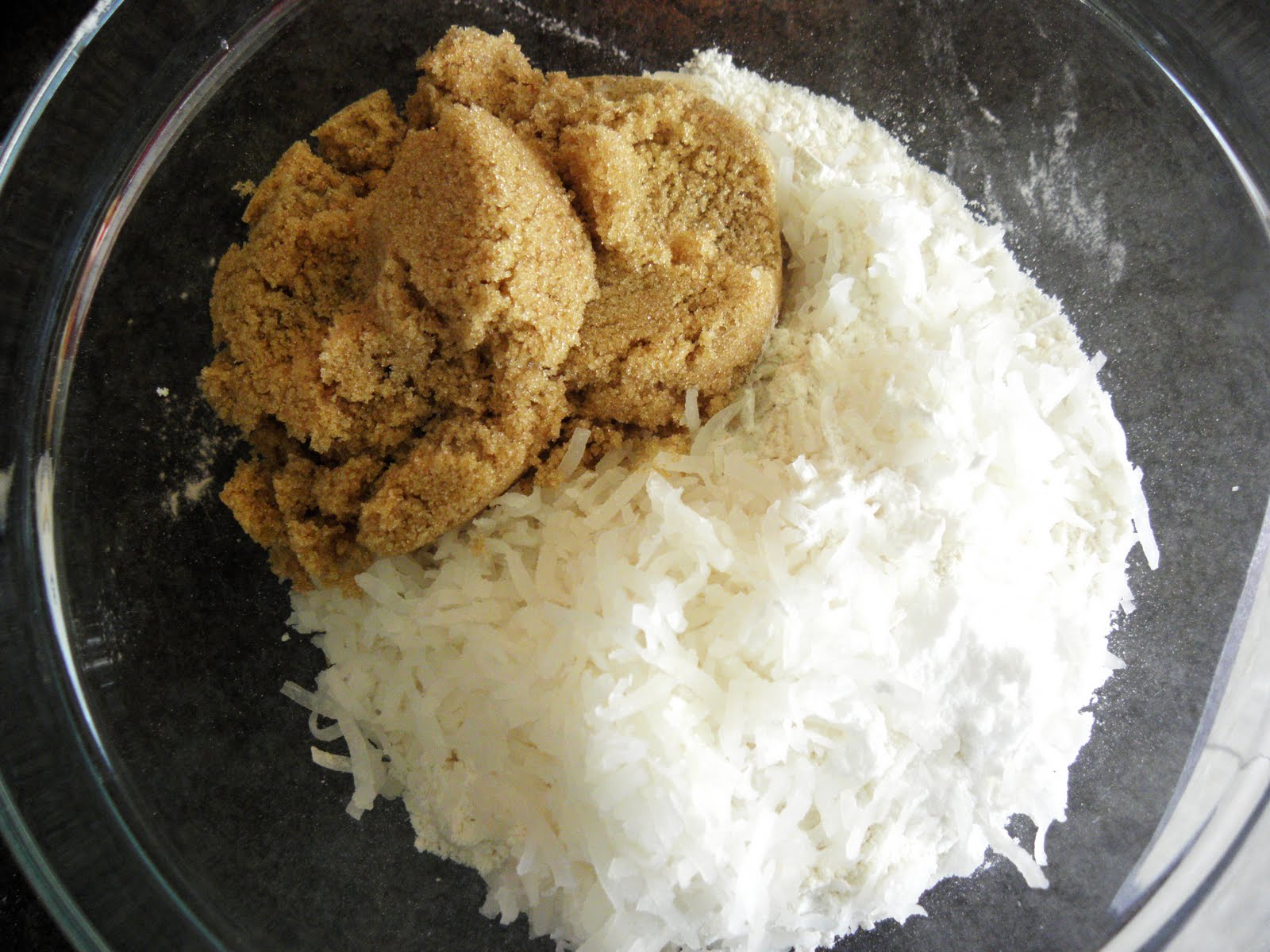 The Cozy Little Kitchen Irresistable Tropical Pineapple & Coconut Bars