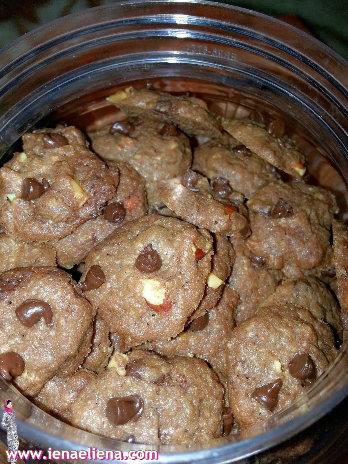 HOMEMADE FAMOUS AMOS CHOCOLATE CHIP