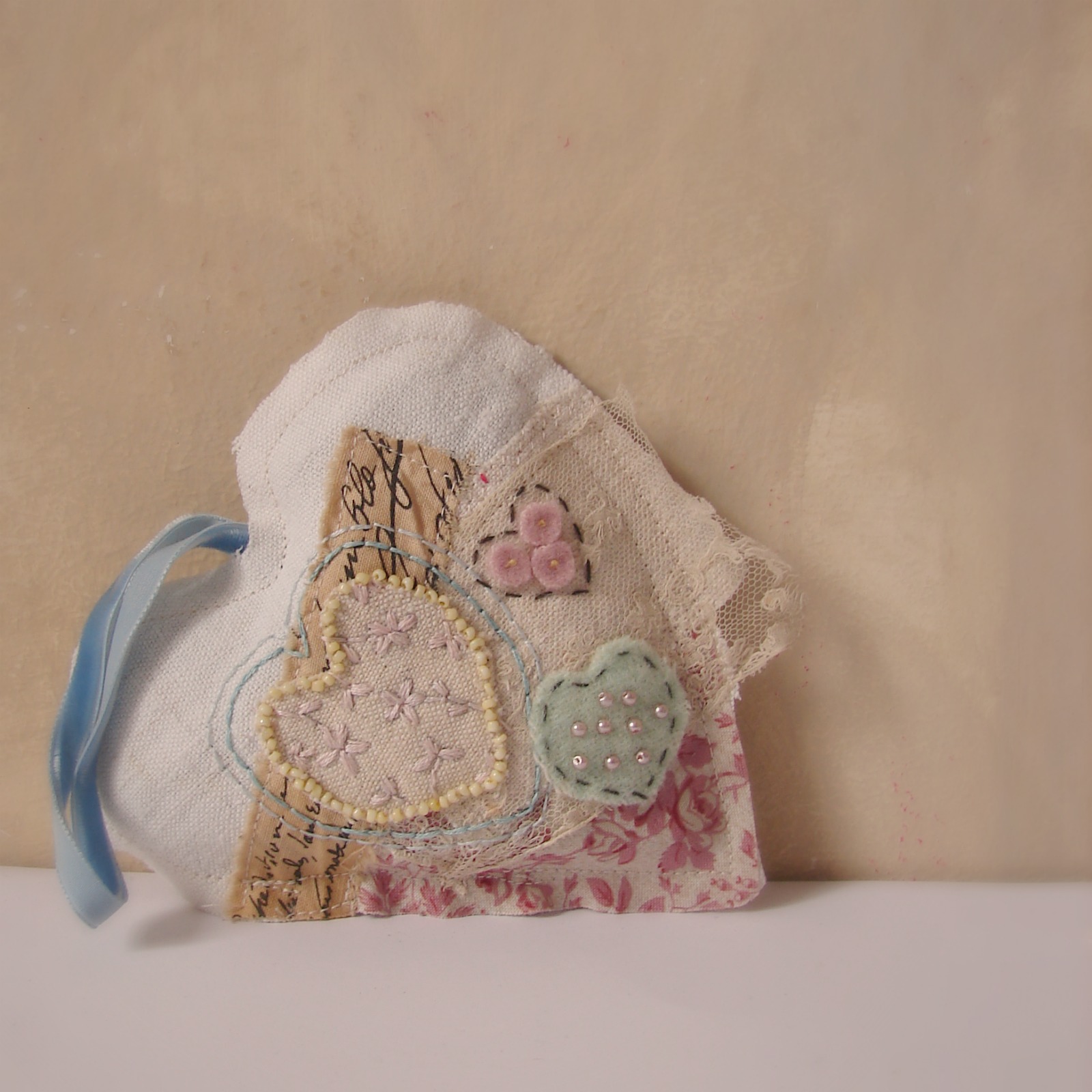 Roxy Creations: Heart lavender sachets