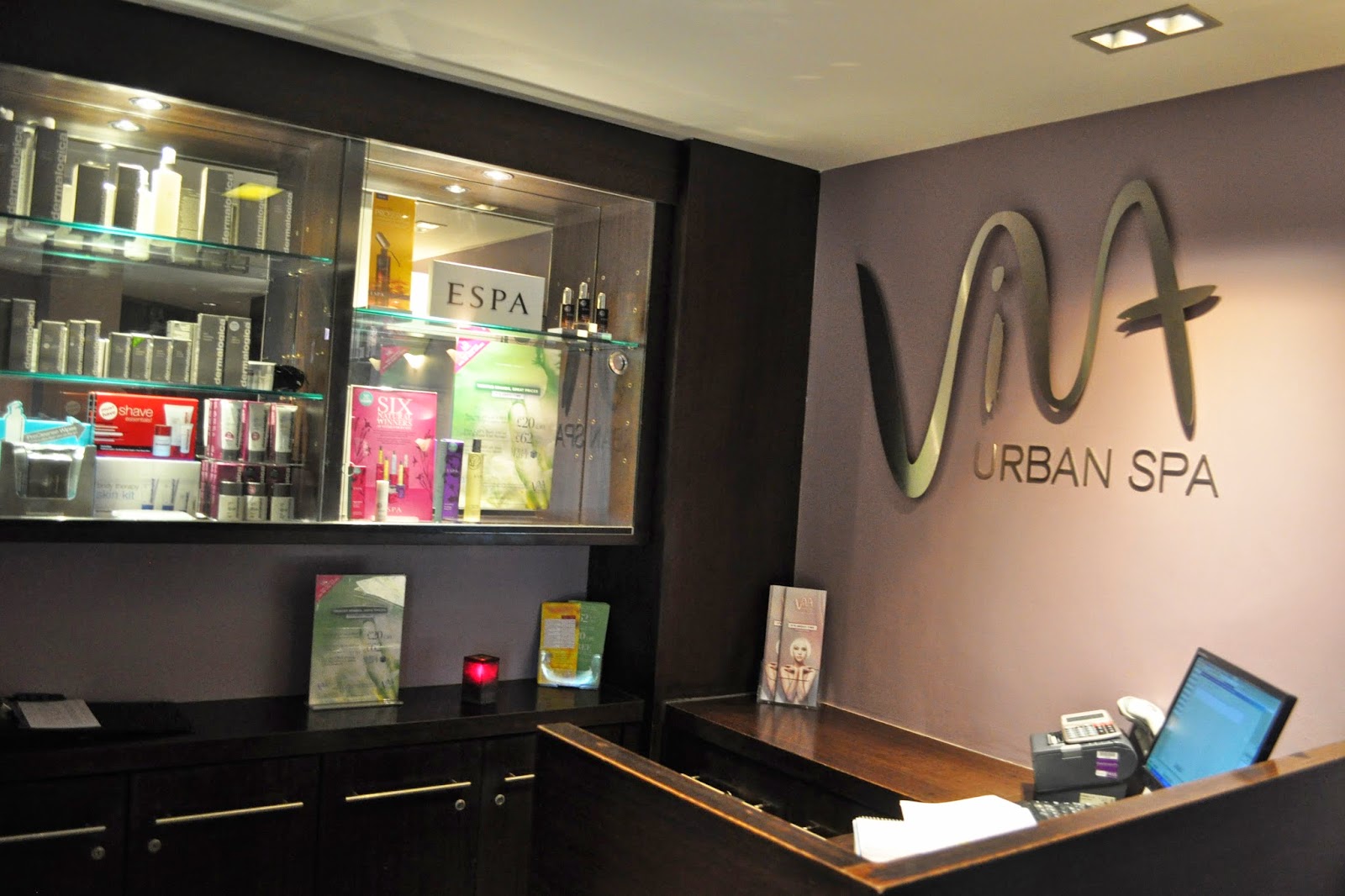  FrancesCassandra UK fashion, beauty and lifestyle blog. Review