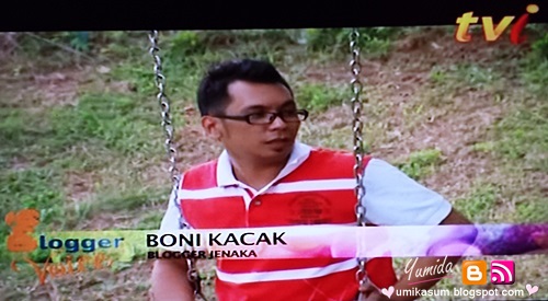 Blogger Jenaka Malaysia Boni Kacak dalam Blogger Voice TVi saluran 180. Ingat IM AUS ingat kat Boni Kacak. Ye, diorang tu orang yang sama. Tak caya sudah.