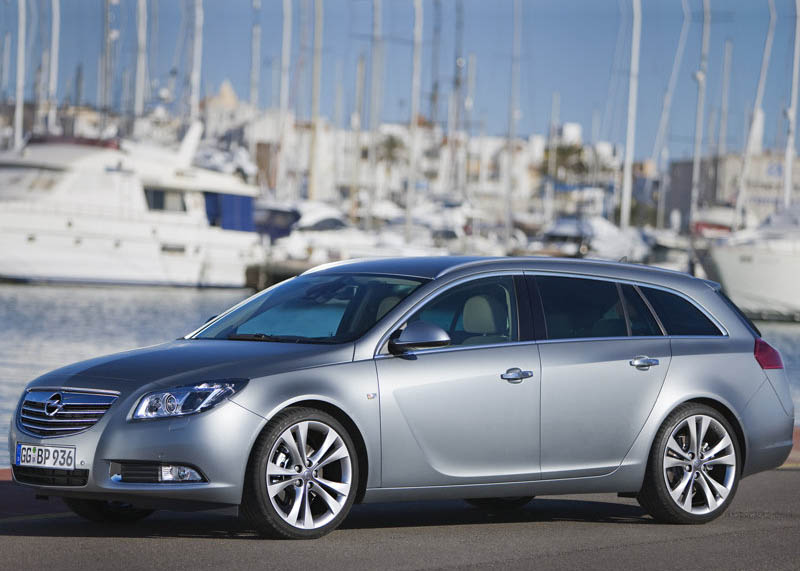 Automotives Wallpaper Luxury Car Auto Pictures Sport Cars Opel Insignia Sports Tourer 2010
