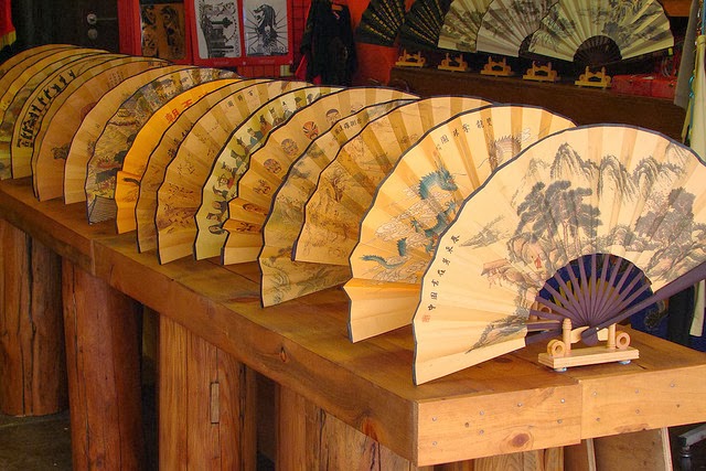 Chinese fan year string preferable tie bottom colour any gold red but Marie's Pastiche: Chinese Fans How to Make an Ornamental Fan