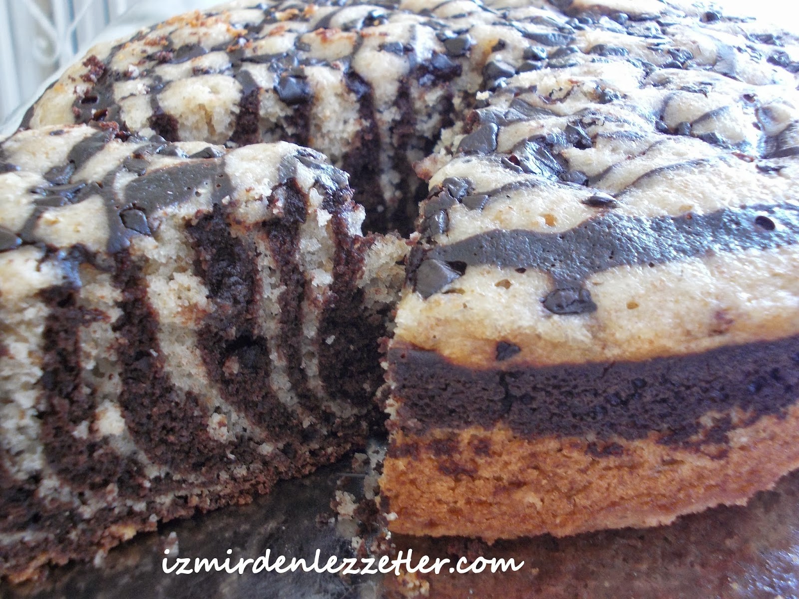 Tencerede Tam Buğday Unu ile Zebra Kek İzmirdenlezzetler