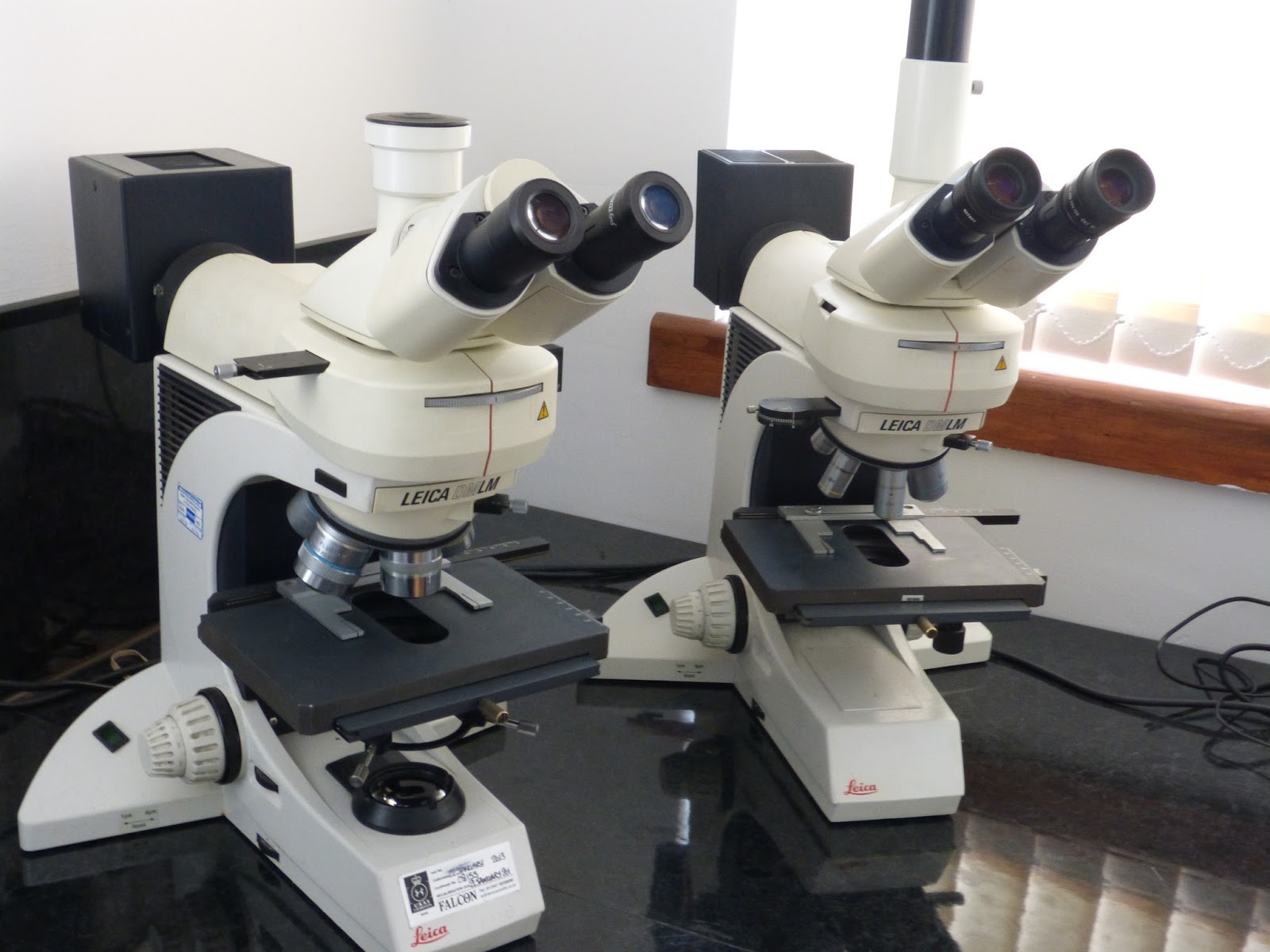New stock of secondhand Leica DMLM Microscopes