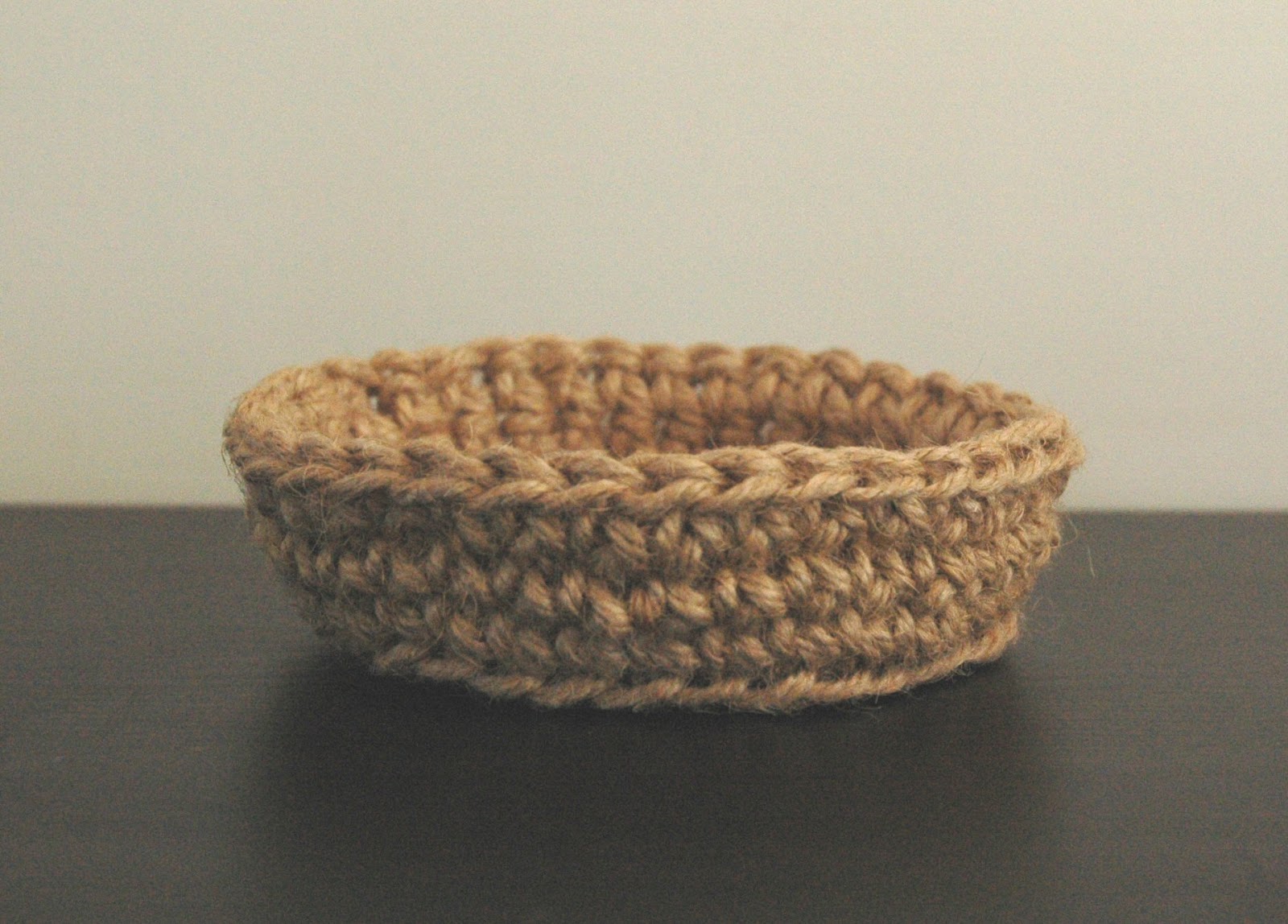 Chrissie Crafts How to make the little basket