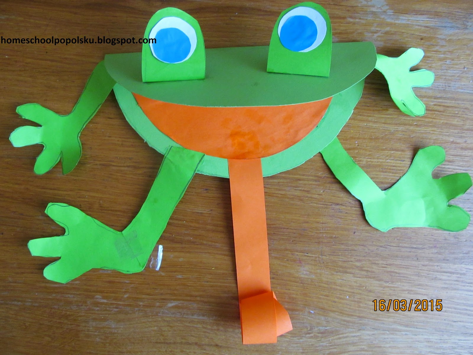 homeschoolpopolsku: żaby z papieru