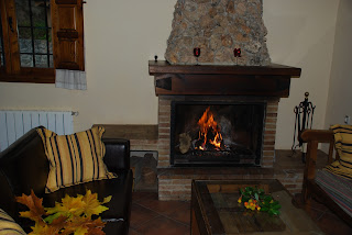 yeste, casas rurales, alquiler alojamientos, chimenea, barbacoa, animales compañia