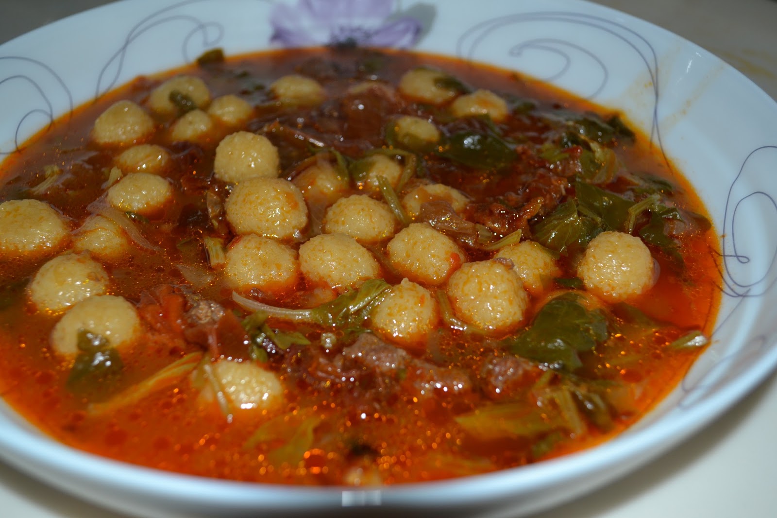 ANNEMİNELİ ISPANAKLI EKŞİLİ KÖFTE