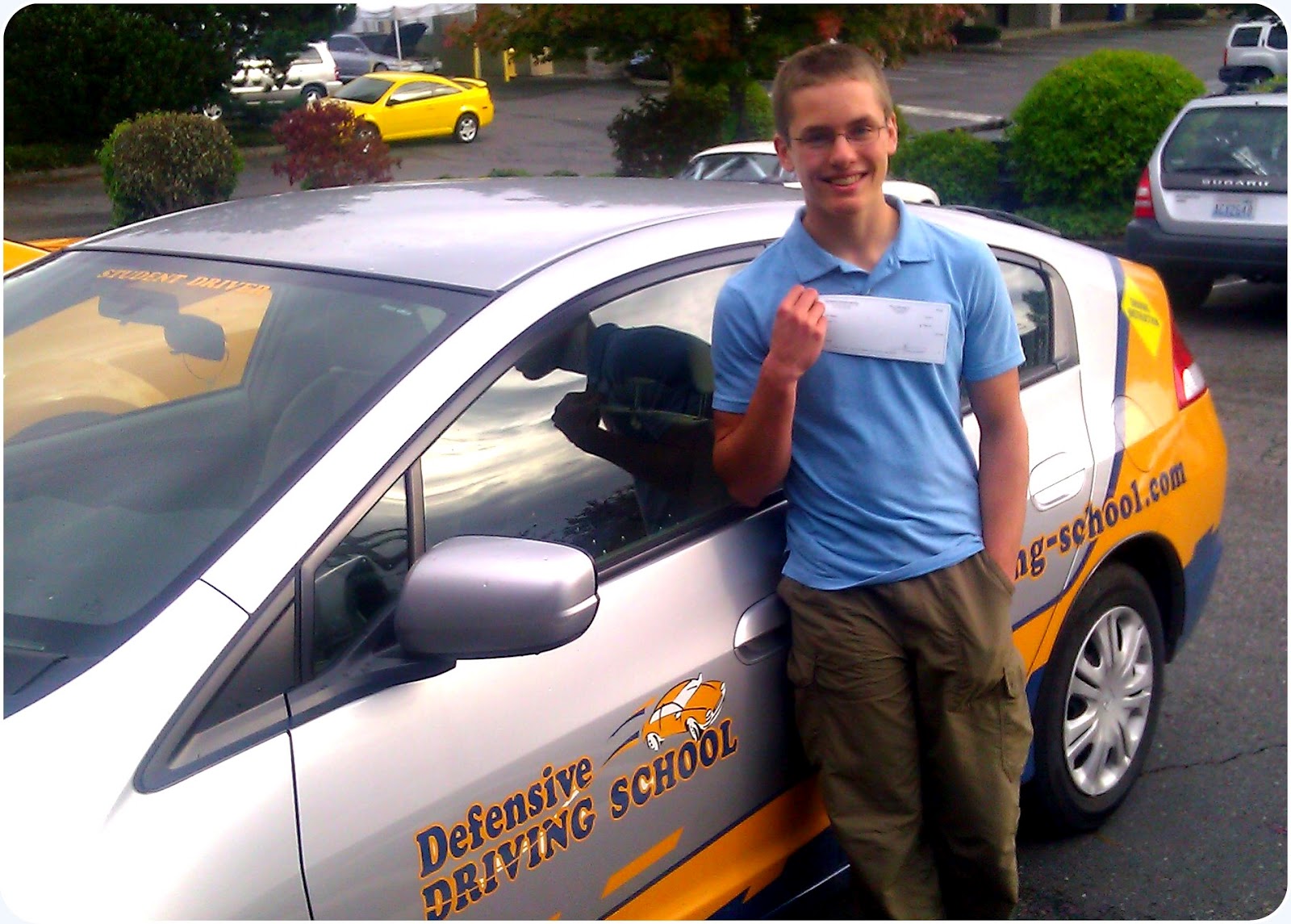 defensive driving Defensive driving tips 70 rules of defensive driving it's not something we happy-go-lucky roadtrippers like to dwell upon, but about 50,000 people die each year in collisions on the roadways of the united states. defensive driving Defensive driving tips 70 rules of defensive driving it's not something we happy-go-lucky roadtrippers like to dwell upon, but about 50,000 people die each year in collisions on the roadways of the united states.
