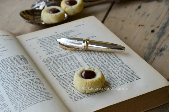 Biscotti con ricotta e cocco ... senza burro e senza uova