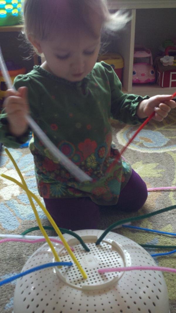 ramblingstump Pipe Cleaner Toddler Activity