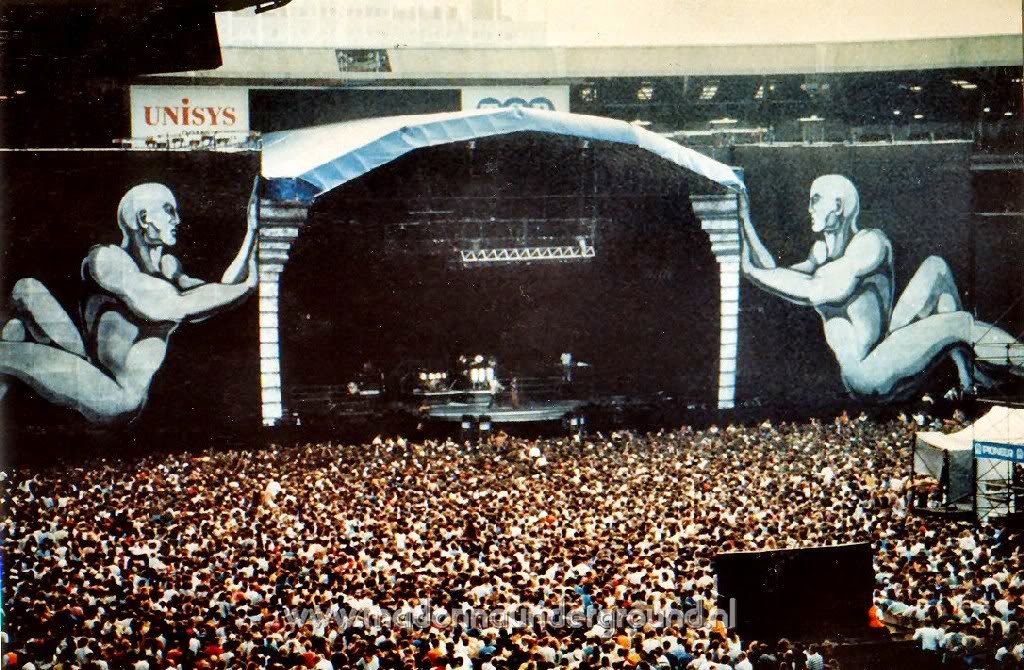 blond ambition tour 1990