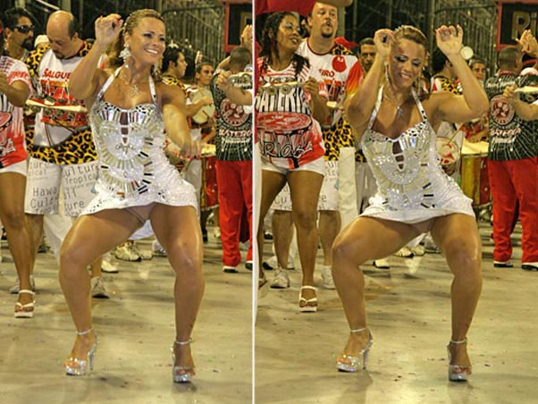 Платье-сетка и стринги 