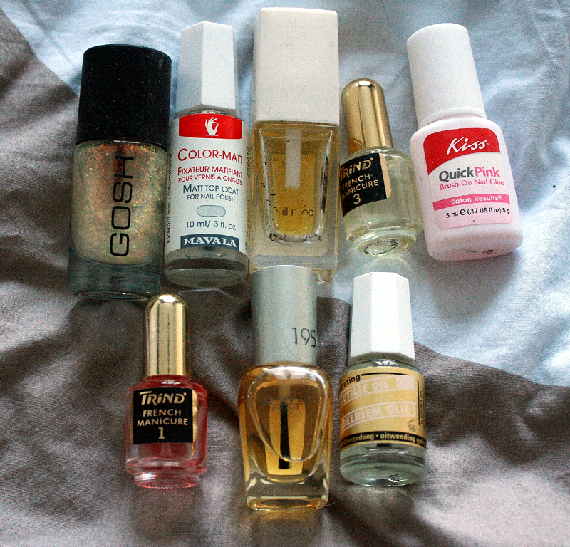 Nail Food oil, Trind French Manicure 3 and Kiss Quick Pink nail glue
