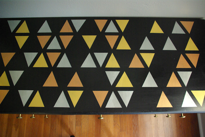 Metallic Triangle Desk the howto Oleander + Palm