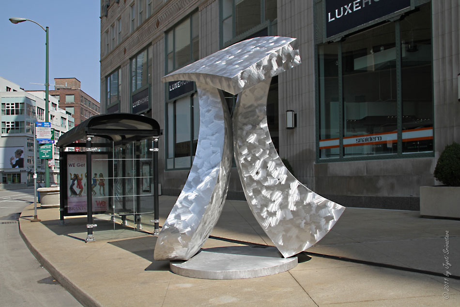 Public Art in Chicago Art Chicago, 2011 [Avenue of Sculpture by CSI