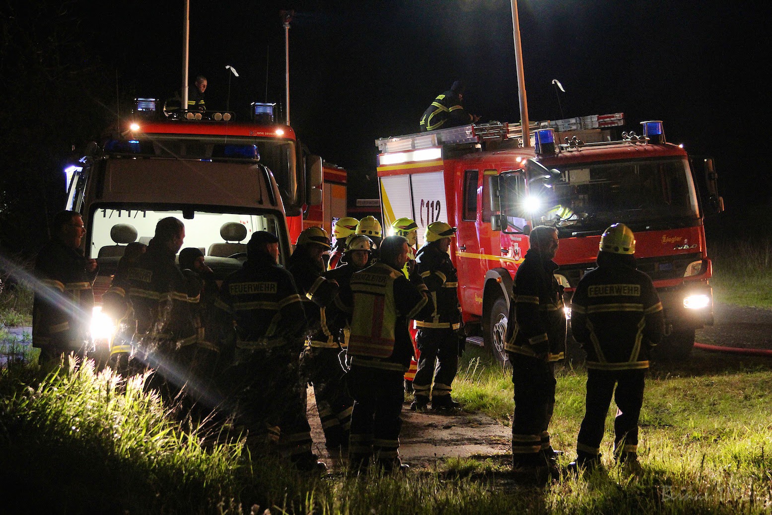 Bernau: Grosseinsatz der Feuerwehr - Scheunenbrand... 21 Bernau LIVE - Dein Stadtmagazin für Bernau bei Berlin