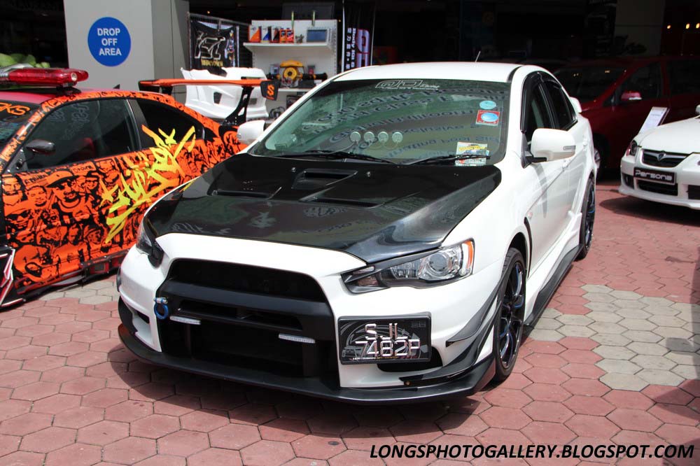 Varis style bodykit Lance GT