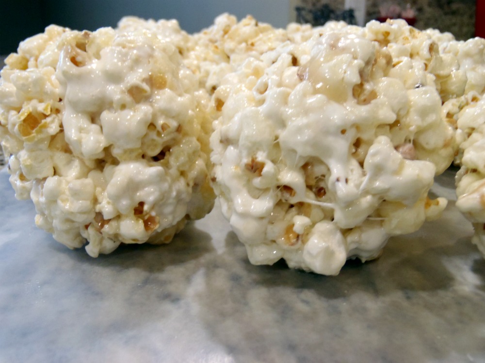 Aunt Peg's Recipe Box Soft and Chewy Popcorn Balls