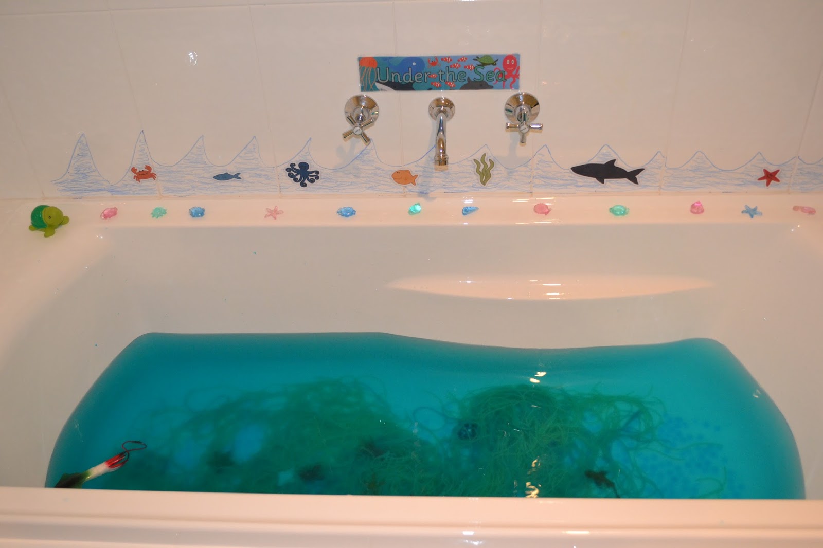 ... Under The Sea Sensory Bath Play - Under the Sea Bathroom ...