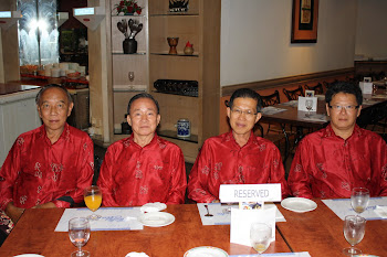 The Evergreen Band members having their dinner before the wedding function