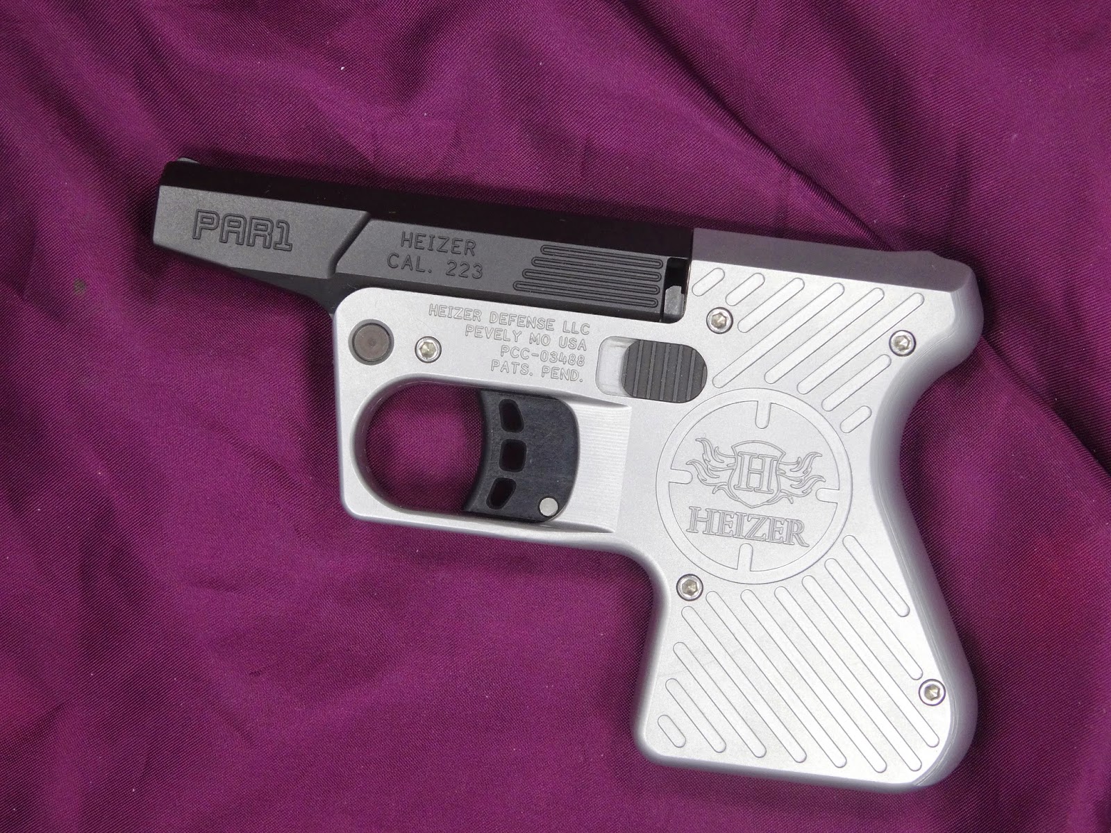 HEIZER PAR 1 POCKET AR PISTOL - Freije & Freije Auctioneers