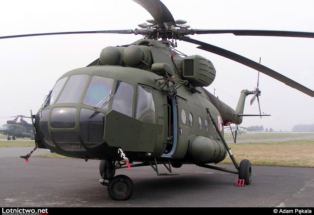 Fuerzas armadas de Polonia Mi-8+Polonia