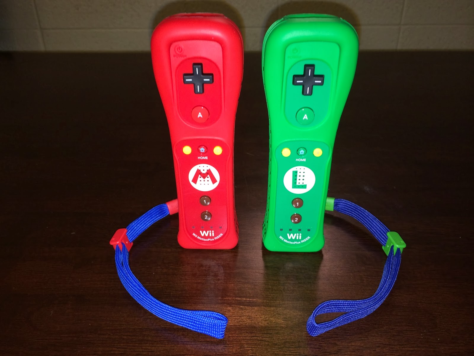 Mario and Luigi Wii Remotes IGN Boards
