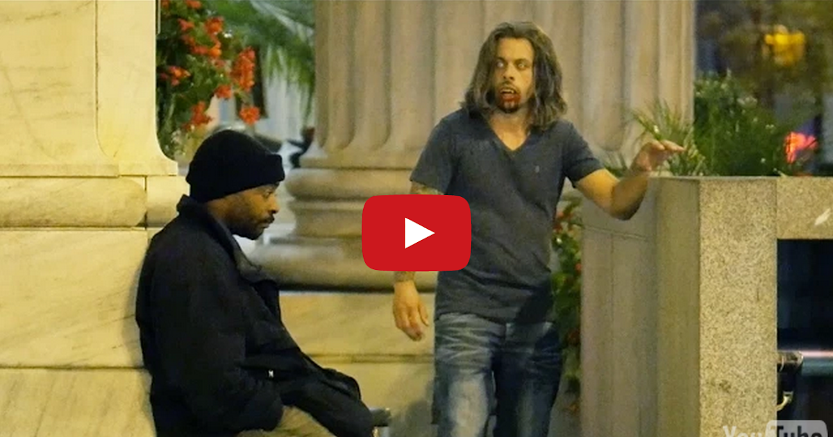 Tastefully Offensive Vampire in Philadelphia Scare Prank