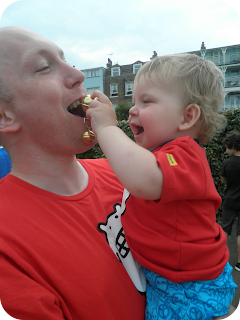 baby feeding father, broadstairs folk week