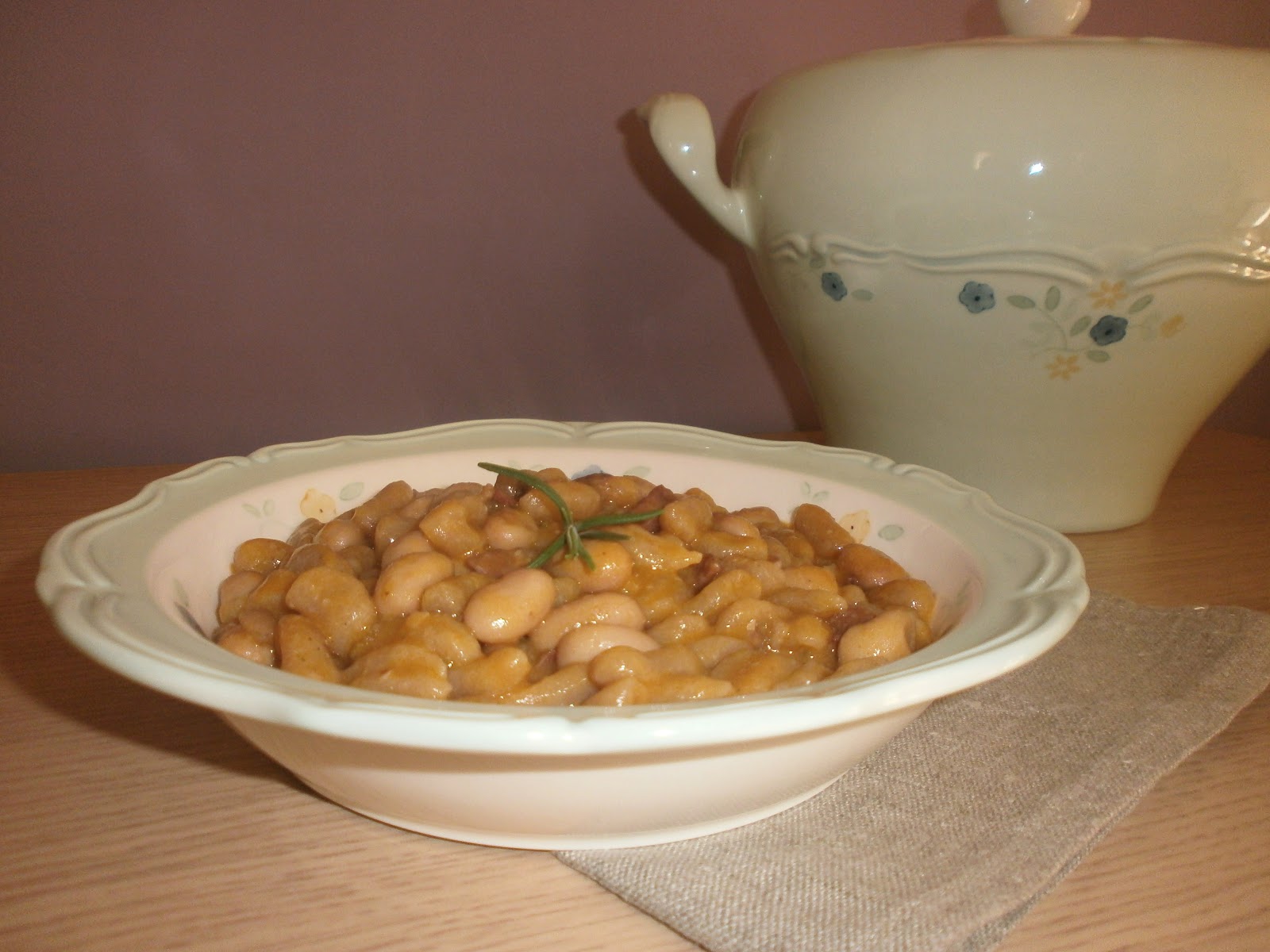 Sale e Pepe quanto basta Pisarei e fasò, un omaggio a chi in cucina lavora