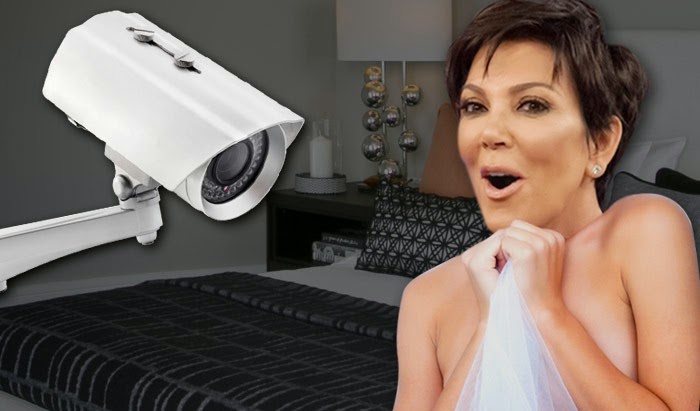 Photos: Kris Jenner's hacked nude photos surfaces online.